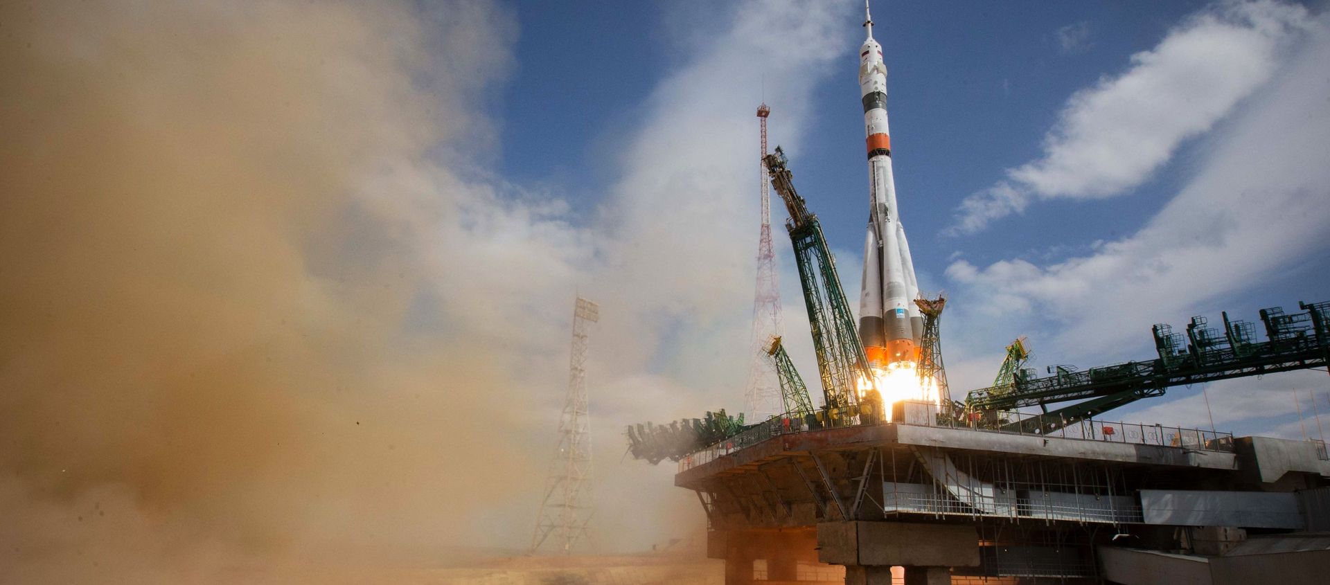 Launch of the Soyuz-2.1a rocket carrier with the Soyuz MS-16 capsule carrying the ISS-63 crew from the Baikonur cosmodrome. - Sputnik International, 1920, 09.04.2021