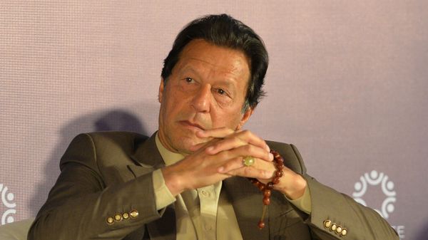 Pakistan's Prime Minister Imran Khan attends the Refugee Summit Islamabad to mark 40 years of hosting Afghan refugee in Islamabad on February 17, 2020 - Sputnik International