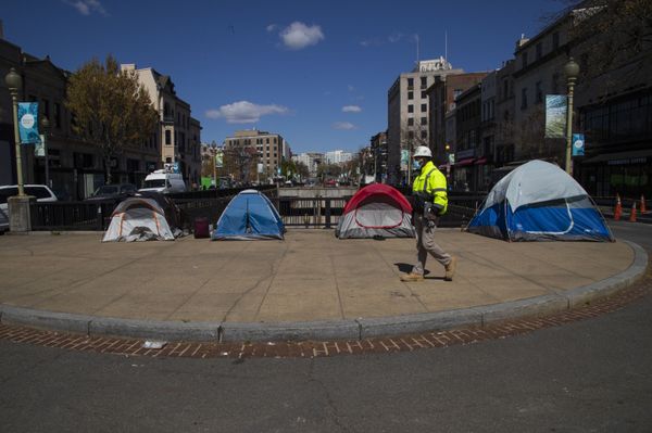 Robots, Joggers and Homeless: How the Streets of Washington DC Look Amid the Coronavirus Pandemic - Sputnik International