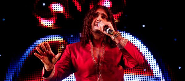 Indian Bollywood singer Sonu Nigam performed at The Asian Awards at Grosvenor House Hotel, Park Lane, London, Tuesday, October 26, 2010 Indian Bollywood singer Sonu Nigam performed at The Asian Awards at Grosvenor House Hotel, Park Lane, London, Tuesday, October 26, 2010 - Sputnik International