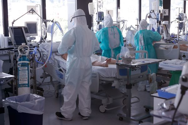 Bank of Spain Says Country's GDP Can Drop Over 13% Following Coronavirus - Sputnik International