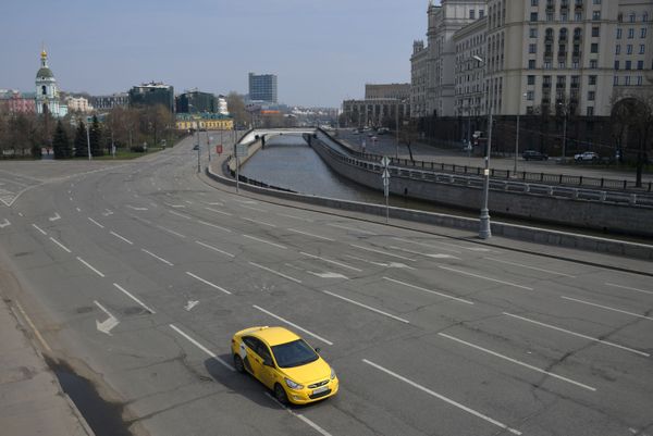 Phantasmagoric Views of Empty Moscow Amid COVID-19 Pandemic Phantasmagoric Views of Empty Moscow Amid COVID-19 Pandemic - Sputnik International