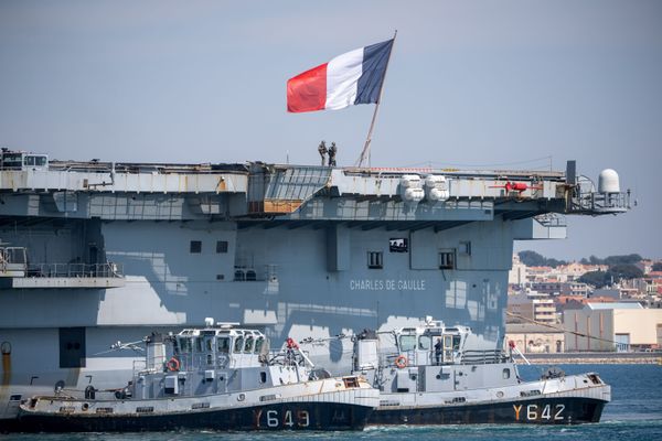 Around 20 Sailors Are in Hospital After Coronavirus Outbreak on Charles de Gaulle Ship - French Navy - Sputnik International