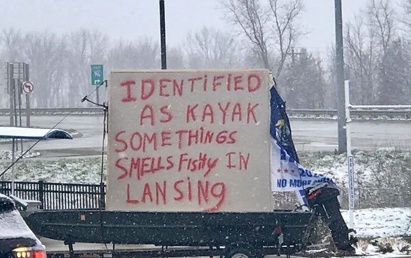 Michigan citizens protest stay-at-home order on 15 April 2020 - Sputnik International