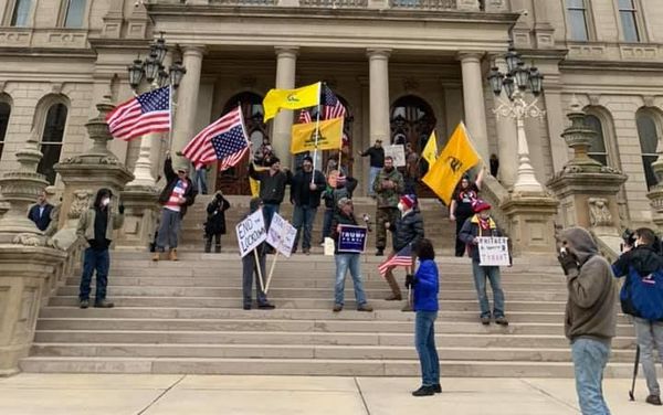 Michigan citizens protest Coronavirus restrictions on 15 April 2020 - Sputnik International