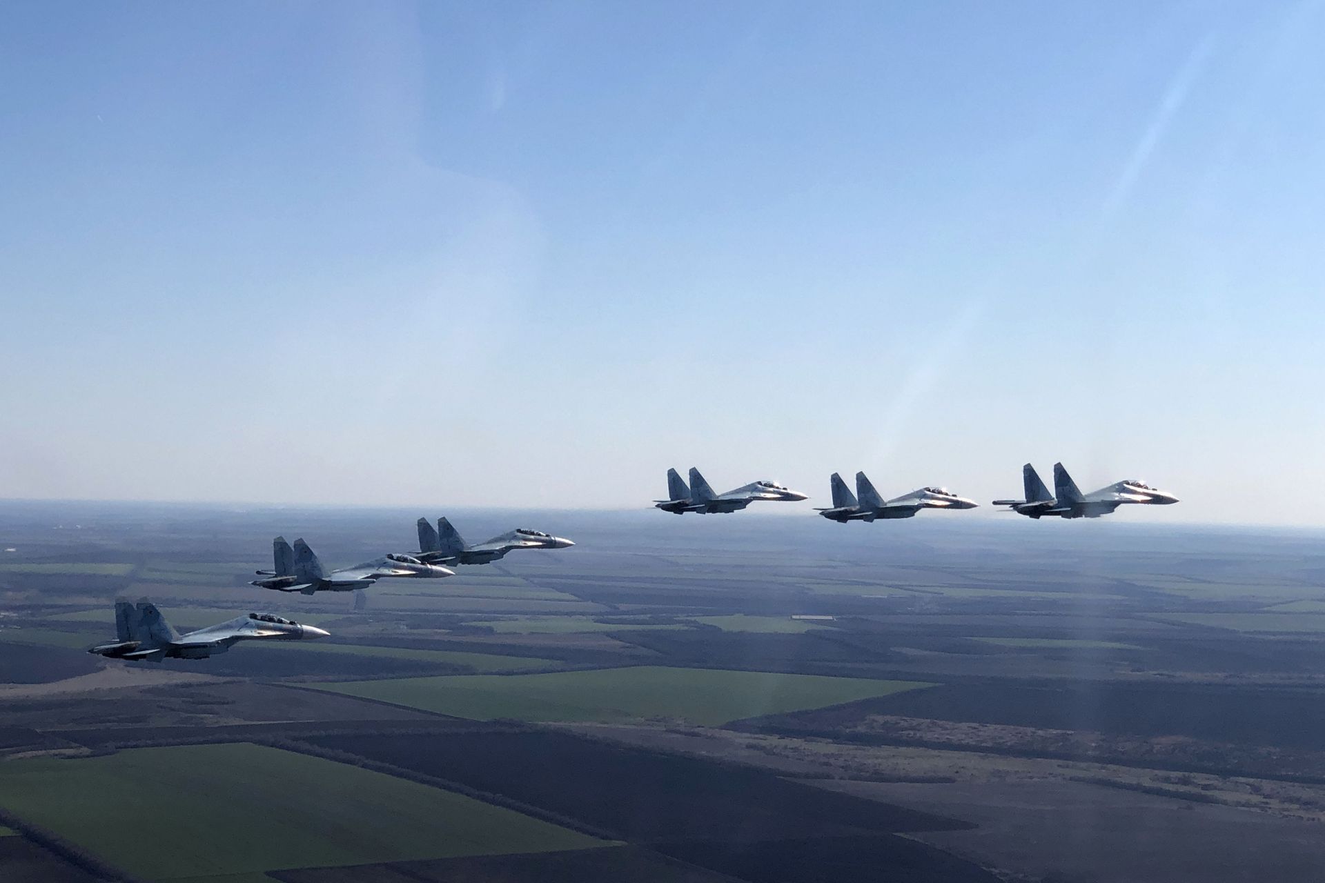 In this handout photo released by the Russian Defence Ministry, Su-30SM jet fighters of the 4th Air and Air Defence Forces Army of the Russian Southern Military District fly in formation during a rehearsal for the Victory Day parade in Rostov-on-Don, which marks the 75th anniversary of the victory over Nazi Germany in World War Two, in Rostov region, Russia - Sputnik International, 1920, 12.08.2024