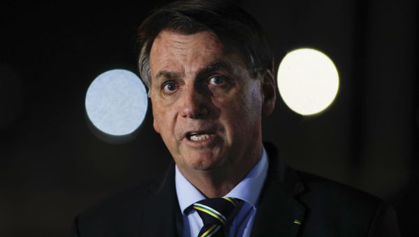 Brazil's President Jair Bolsonaro delivers a  press conference at Palacio da Alvorada da presidencial residence, in Brasilia, on April 16, 2020. - Sputnik International