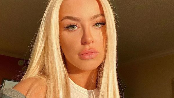 Tana Mongeau - Sputnik International