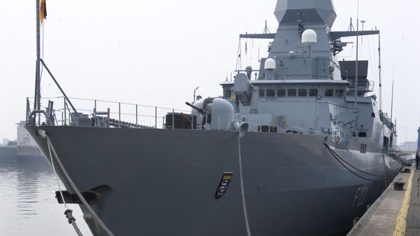 The frigate Hessen docked at the Wilhelmshaven naval base, 21 April 2006 - Sputnik International