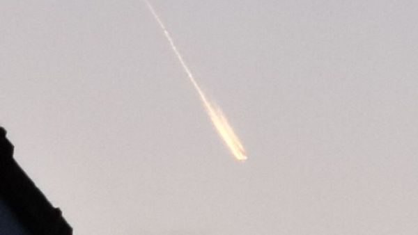 Burning object spotted traversing the sky over the northern part of Kingston-upon-Hull, East Yorkshire, England 19.04.2020 - Sputnik International