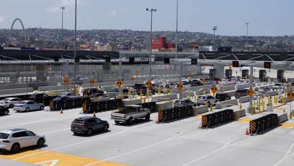 U.S.-Mexico border during COVID-19 outbreak in California - Sputnik International
