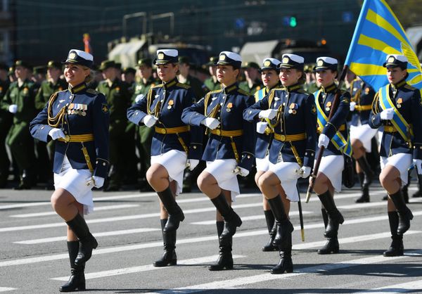 Beauties in Uniform: Stunning Russian Servicewomen During Victory Day Rehearsals Beauties in Uniform: Stunning Russian Servicewomen During Victory Day Rehearsals - Sputnik International