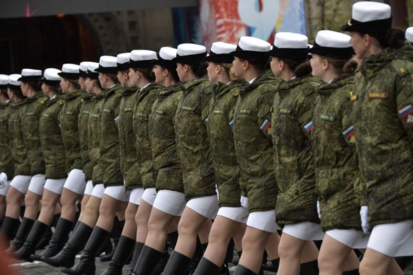 Beauties in Uniform: Stunning Russian Servicewomen During Victory Day Rehearsals Beauties in Uniform: Stunning Russian Servicewomen During Victory Day Rehearsals - Sputnik International