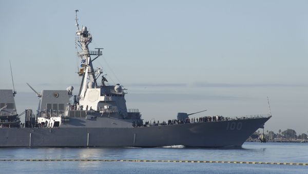 The guided-missile destroyer USS Kidd (DDG 100) departs San Diego Bay. - Sputnik International