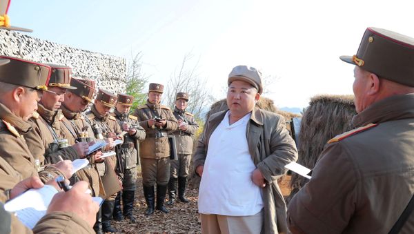 North Korean leader Kim Jong Un guides a drill of mortar sub-units of North Korean Army in this image released by North Korea's Korean Central News Agency (KCNA) on April 10, 2020 - Sputnik International