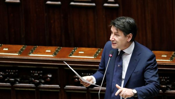 Italian Prime Minister Giuseppe Conte addresses the lower house of parliament on the coronavirus disease (COVID-19) in Rome, Italy April 21, 2020. - Sputnik International