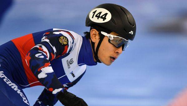 Viktor Ahn (Russia) during the men's 5000m semifinal race at the Short Track Speed Skating World Cup in Minsk - Sputnik International