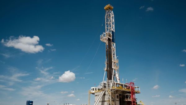 Chevron oil exploration drilling site near Midland, Texas - Sputnik International