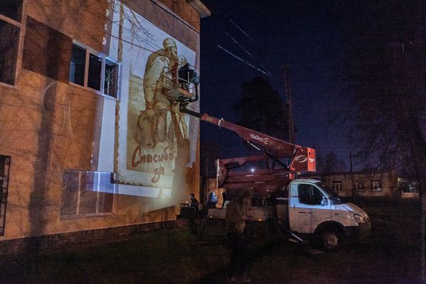 Inspired by Heroes: Murals Painted on Buildings in Russia in Celebration of WWII Victory - Sputnik International
