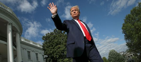 U.S. President Donald Trump waves as he departs on travel to the Camp David presidential retreat from the South Lawn at the White House in Washington, U.S., May 1, 2020 - Sputnik International
