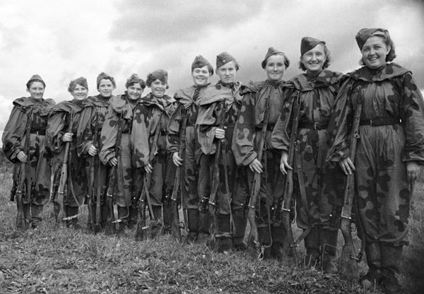 Volunteer female snipers on the Second Baltic Front in September 1944 Volunteer female snipers on the Second Baltic Front in September 1944 - Sputnik International