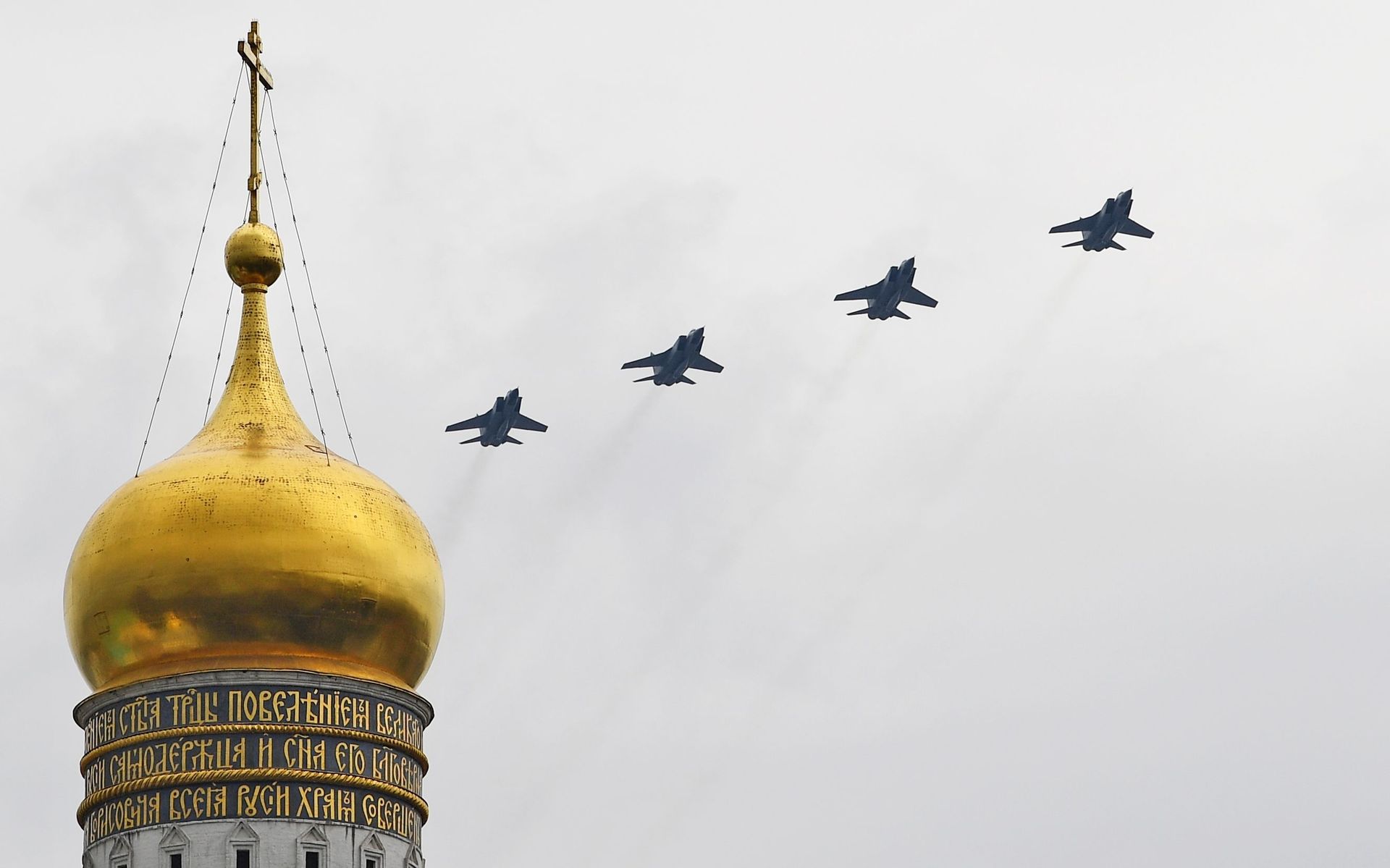 Russia's Avangard & Kinzhal Hypersonic Missiles Put On Combat Alert, S-500 About to Wrap Up Trials Russia's Avangard & Kinzhal Hypersonic Missiles Put On Combat Alert, S-500 About to Wrap Up Trials - Sputnik International, 1920, 29.06.2021