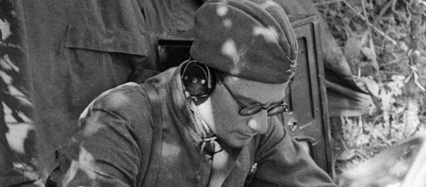 A Soviet radio operator jots down information from the Sovinformbureau, May 1942. A Soviet radio operator jots down information from the Sovinformbureau, May 1942. - Sputnik International