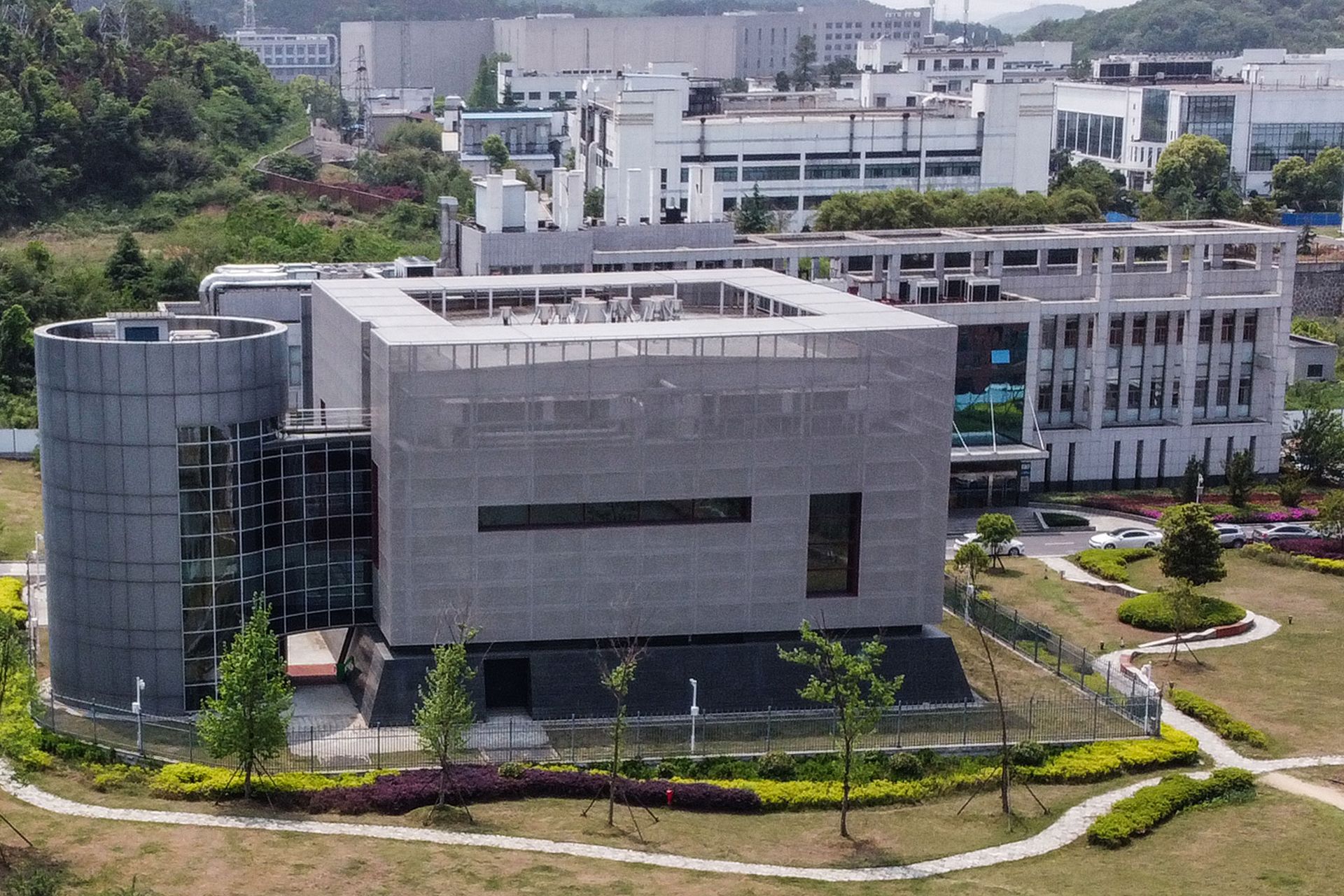 (FILES) This file photo taken on April 17, 2020 shows an aerial view of the P4 laboratory at the Wuhan Institute of Virology in Wuhan in China's central Hubei province (FILES) This file photo taken on April 17, 2020 shows an aerial view of the P4 laboratory at the Wuhan Institute of Virology in Wuhan in China's central Hubei province - Sputnik International, 1920, 07.09.2021