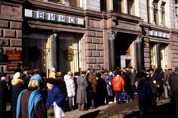 'Dry Law' Turns 35: Lessons Learned From Gorbachev’s Anti-Alcohol Campaign - Sputnik International