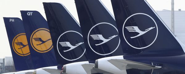 German Lufthansa planes sit parked in a line at the airport in Munich, Germany, Thursday, March 26, 2020 German Lufthansa planes sit parked in a line at the airport in Munich, Germany, Thursday, March 26, 2020 - Sputnik International