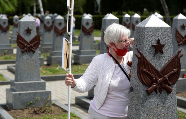 How VE Day is Celebrated in Europe Despite Coronavirus Pandemic - Photos, Videos - Sputnik International