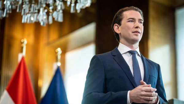 Austrian Chancellor Sebastian Kurz delivers a speech in the Chancellory as the spread of the coronavirus disease (COVID-19) continues in Vienna, Austria April 27, 2020 - Sputnik International