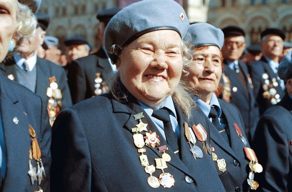 Protecting the Peace: Best Photos From WWII Victory Celebrations Through the Ages - Sputnik International