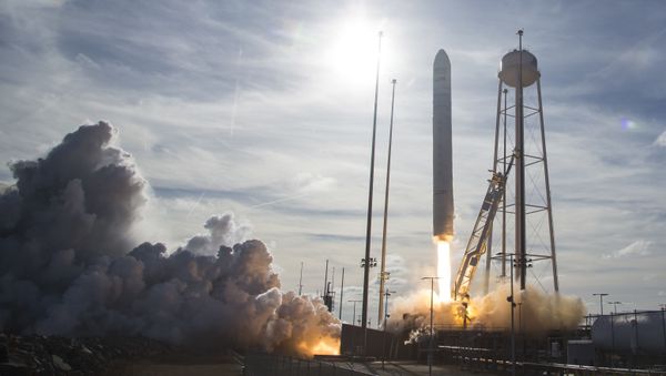 Northrop Grumman Antares rocket, with Cygnus resupply spacecraft onboard, launching from Pad-0A, on February 15, 2020 at NASA's Wallops Flight Facility in  Wattsville, Virginia. - Sputnik International