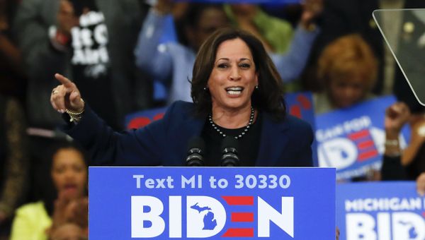 Sen. Kamala Harris, D-Calif., speaks at a campaign rally for Democratic presidential candidate former Vice President Joe Biden at Renaissance High School in Detroit, Monday, March 9, 2020. Sen. Kamala Harris, D-Calif., speaks at a campaign rally for Democratic presidential candidate former Vice President Joe Biden at Renaissance High School in Detroit, Monday, March 9, 2020. - Sputnik International