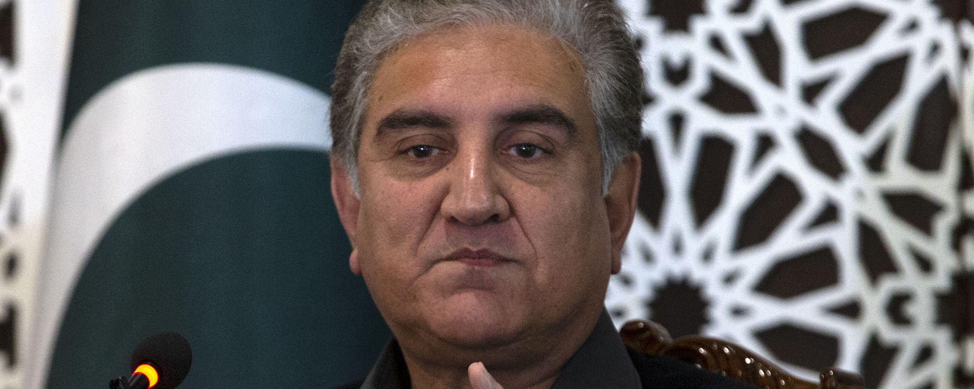 Pakistani Foreign Minister Shah Mahmood Qureshi speaks to reporters at the Foreign Ministry in Islamabad, Pakistan, Sunday, March 1, 2020 - Sputnik International, 1920, 08.09.2021