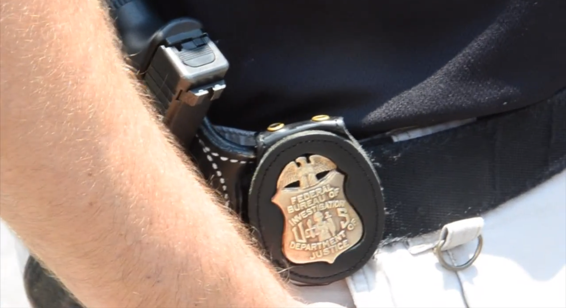 Badge on a FBI agent - Sputnik International, 1920, 07.04.2022