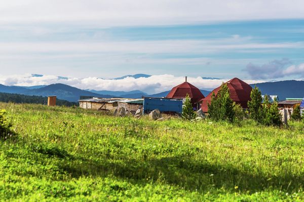 From Dead Lake to Mountain Devil's Finger: Glimpse of Mysterious Russian Region of Altai - Sputnik International