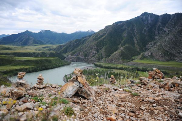 From Dead Lake to Mountain Devil's Finger: Glimpse of Mysterious Russian Region of Altai - Sputnik International