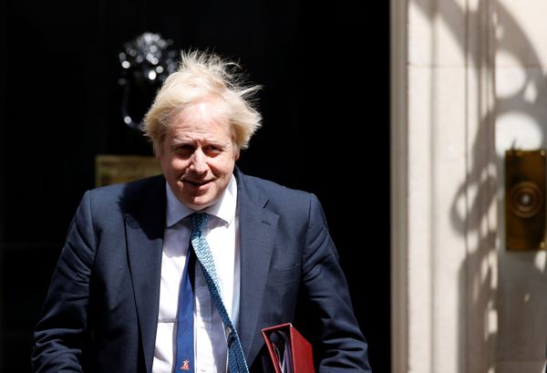 'Naughty' Johnson 'Forgets' to Hide Private Memo Urging Him to Avoid Meeting Senior Tory Eye-to-Eye 'Naughty' Johnson 'Forgets' to Hide Private Memo Urging Him to Avoid Meeting Senior Tory Eye-to-Eye - Sputnik International