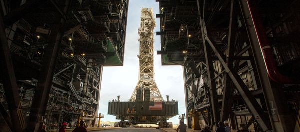 The Artemis launch tower at the Kennedy Space Centre in Cape Canaveral, Florida - Sputnik International