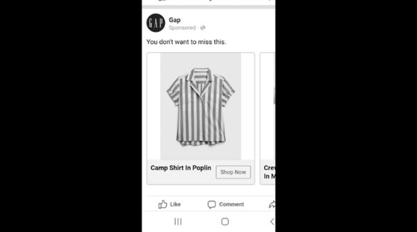 Photo: US Company Gap Sells ‘Camp Shirt’ That Resembles Auschwitz Uniform  - Sputnik International