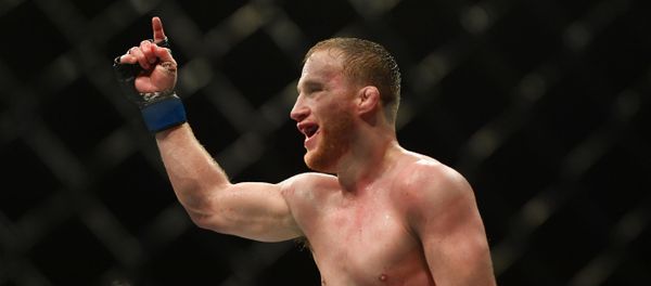 May 9, 2020, Jacksonville, Florida, USA; Justin Gaethje (blue gloves) celebrates after defeating Tony Ferguson (red gloves) during UFC 249 at VyStar Veterans Memorial Arena. Mandatory Credit May 9, 2020, Jacksonville, Florida, USA; Justin Gaethje (blue gloves) celebrates after defeating Tony Ferguson (red gloves) during UFC 249 at VyStar Veterans Memorial Arena. Mandatory Credit - Sputnik International