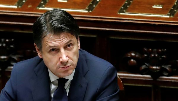 Italian Prime Minister Giuseppe Conte attends a session of the lower house of parliament on the coronavirus disease (COVID-19) in Rome, Italy April 21, 2020. - Sputnik International