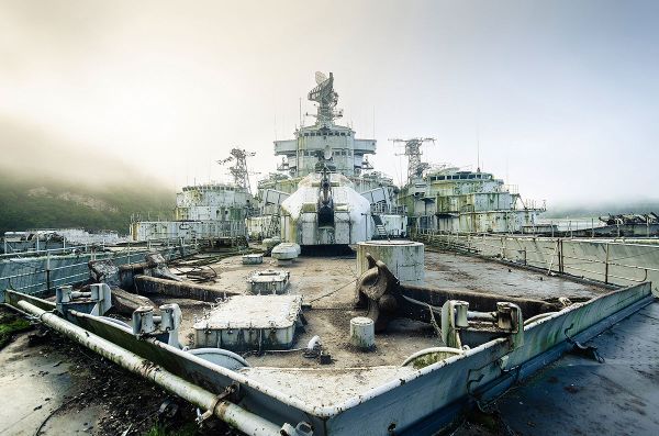A graveyard of French warships discovered by photographer Bob Thissen A graveyard of French warships discovered by photographer Bob Thissen - Sputnik International