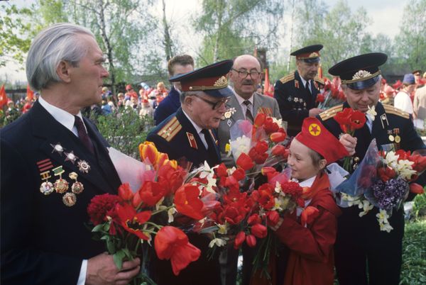 They Were Example to All: Life of Soviet Pioneers in Colour They Were Example to All: Life of Soviet Pioneers in Colour - Sputnik International
