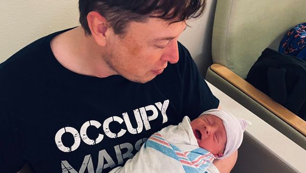Elon Musk Names Son X Æ A-12 - Sputnik International