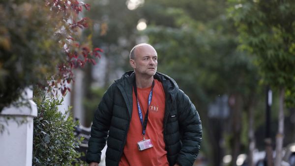 Dominic Cummings, special advisor for Britain's Prime Minister Boris Johnson returns to his house in London, following the outbreak of the coronavirus disease (COVID-19), London, Britain, 24 May 2020. Dominic Cummings, special advisor for Britain's Prime Minister Boris Johnson returns to his house in London, following the outbreak of the coronavirus disease (COVID-19), London, Britain, 24 May 2020. - Sputnik International