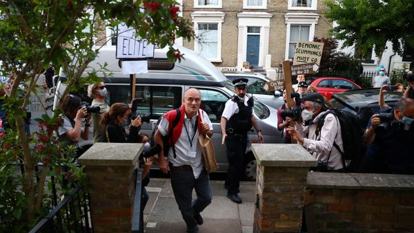 Dominic Cummings, special advisor for Britain's Prime Minister Boris Johnson as he arrives at his home in London following the outbreak of the coronavirus disease (COVID-19), London, Britain, May 25, 2020 - Sputnik International