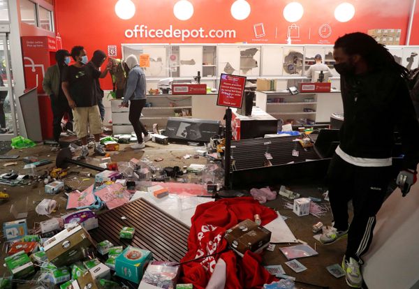 Minnesota Riots: How Did It All Start and Who is to Blame? - Sputnik International